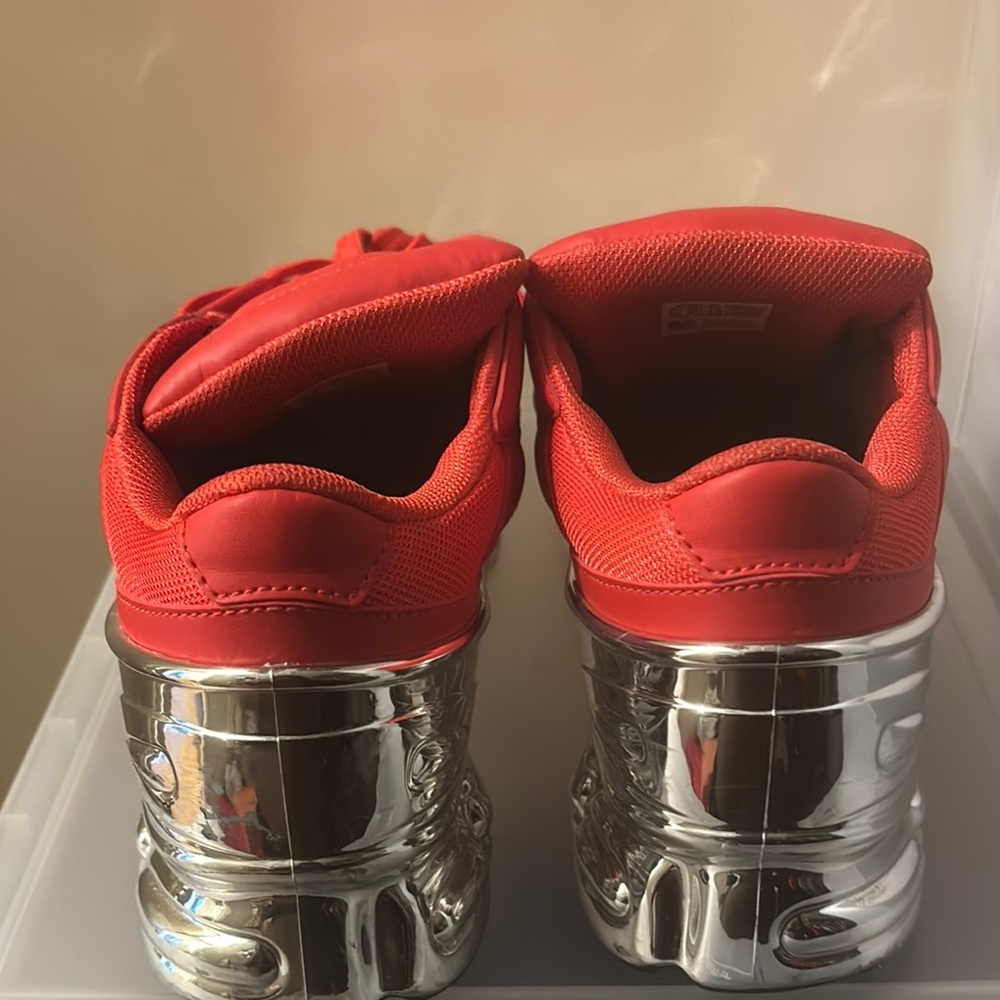 Raf Simons - Picture 3 of 6